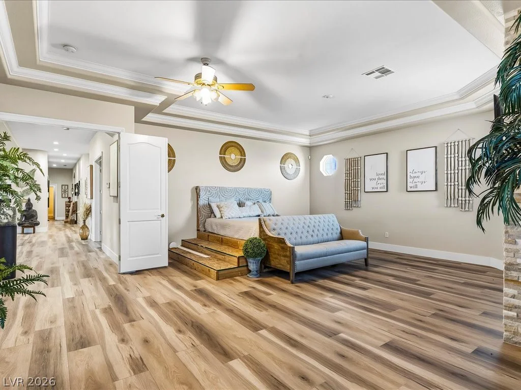 10251 Agate, Las Vegas, NV 89161