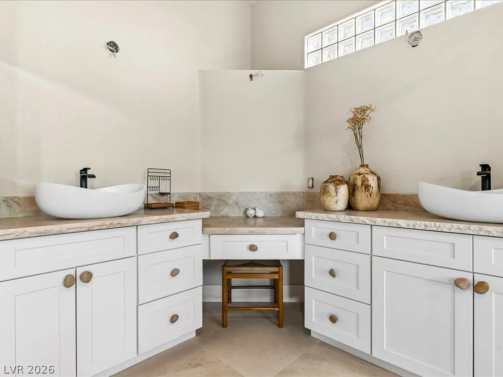 10251 Agate, Las Vegas, NV 89161