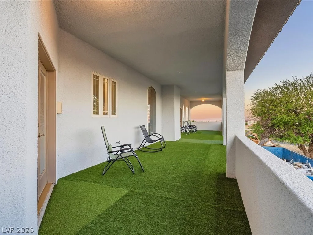 10251 Agate, Las Vegas, NV 89161