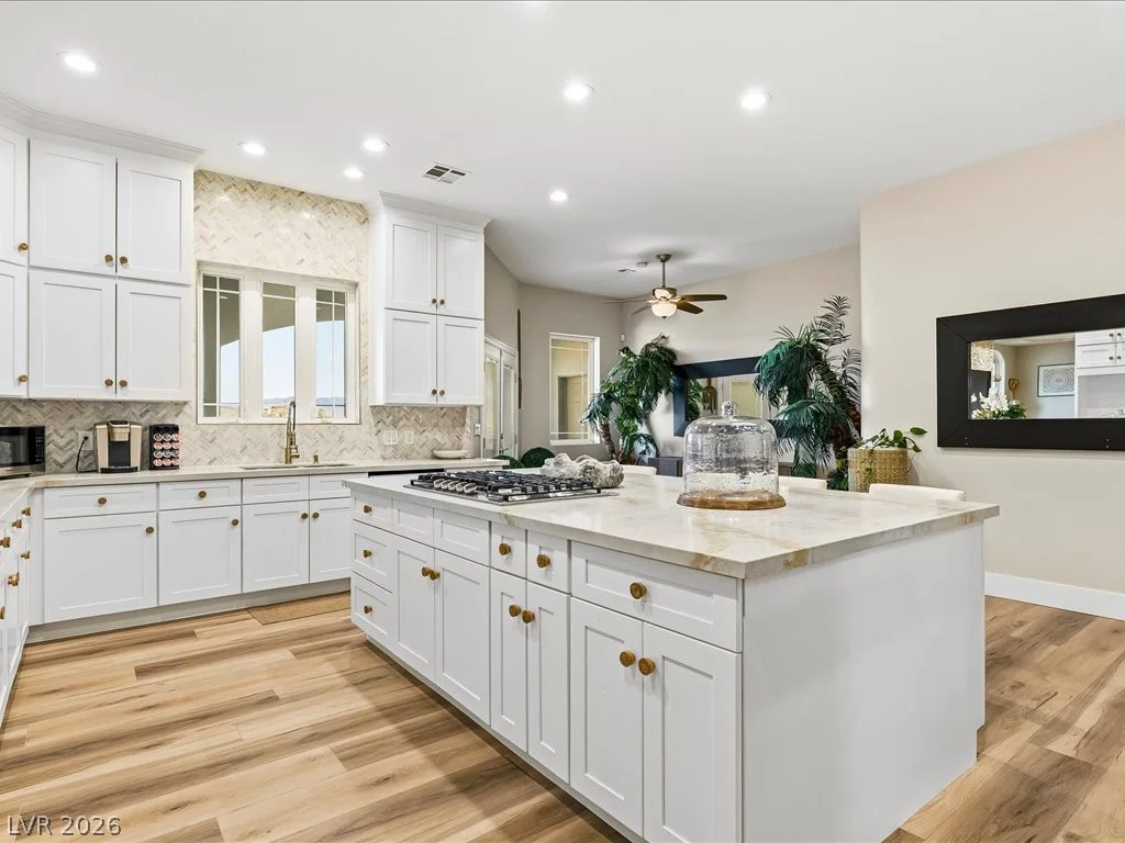 10251 Agate, Las Vegas, NV 89161