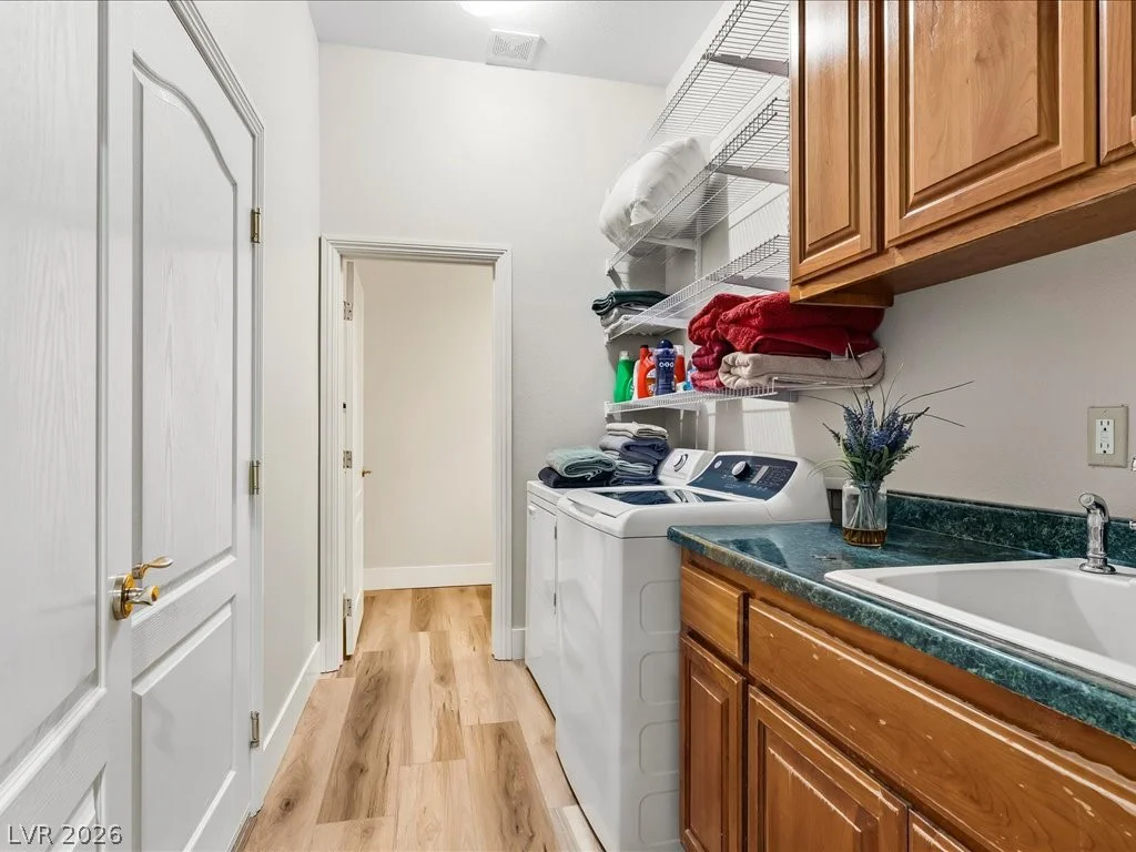 10251 Agate, Las Vegas, NV 89161