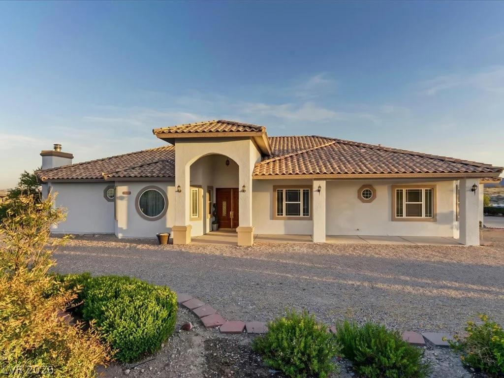 10251 Agate, Las Vegas, NV 89161