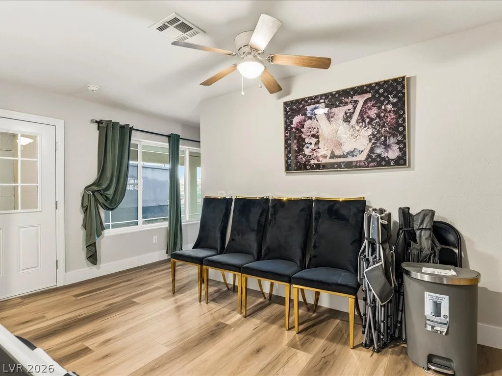 10251 Agate, Las Vegas, NV 89161