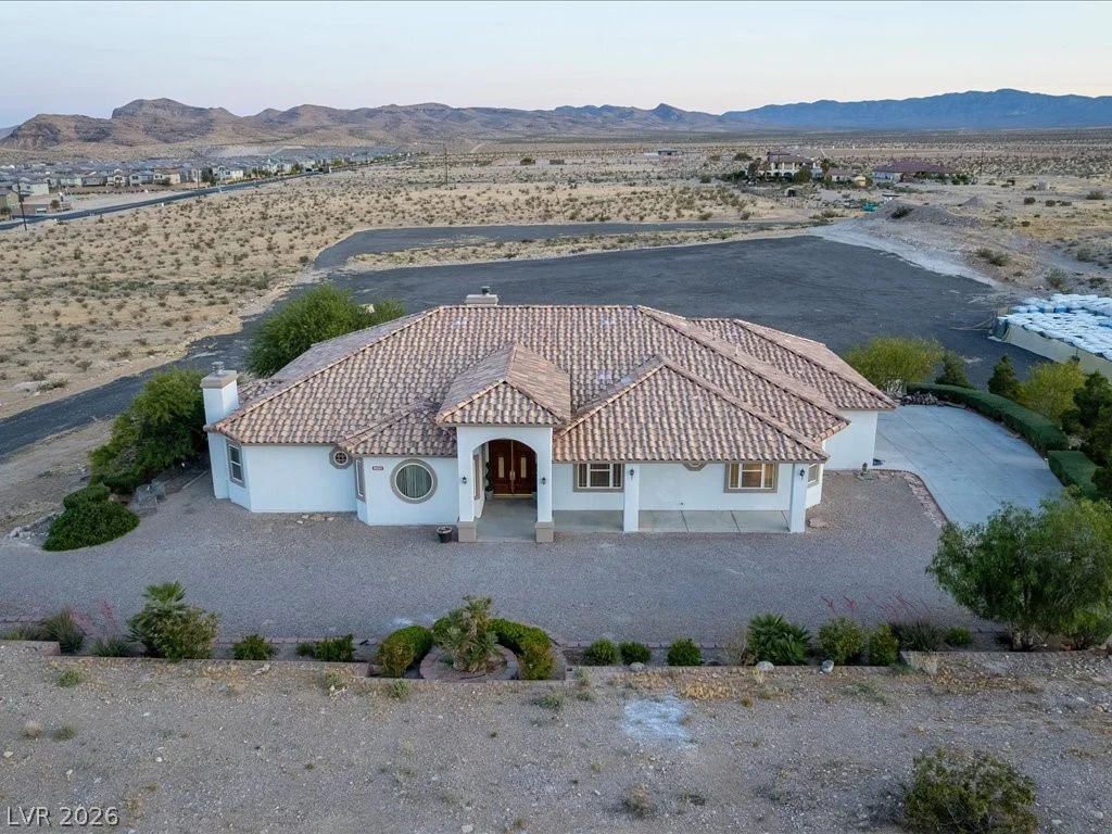10251 Agate, Las Vegas, NV 89161