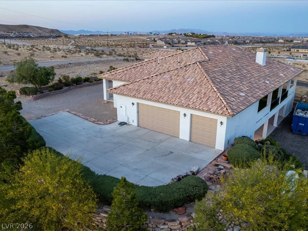 10251 Agate, Las Vegas, NV 89161