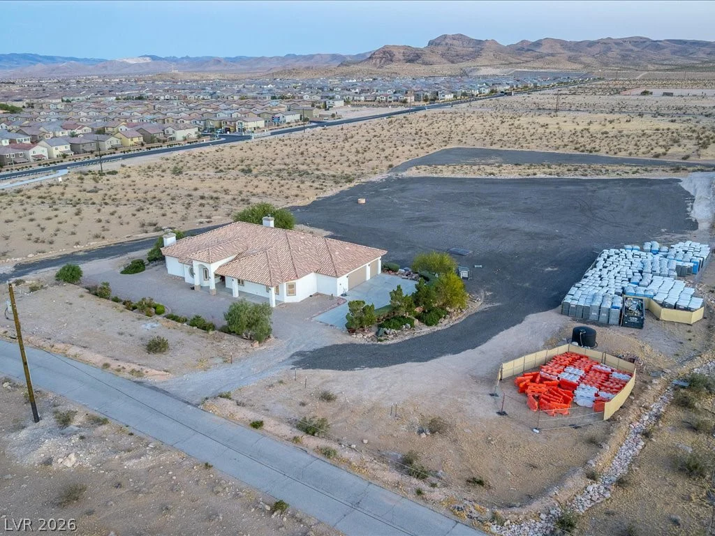 10251 Agate, Las Vegas, NV 89161