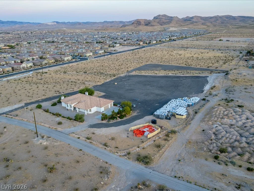 10251 Agate, Las Vegas, NV 89161