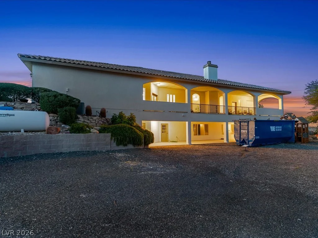 10251 Agate, Las Vegas, NV 89161