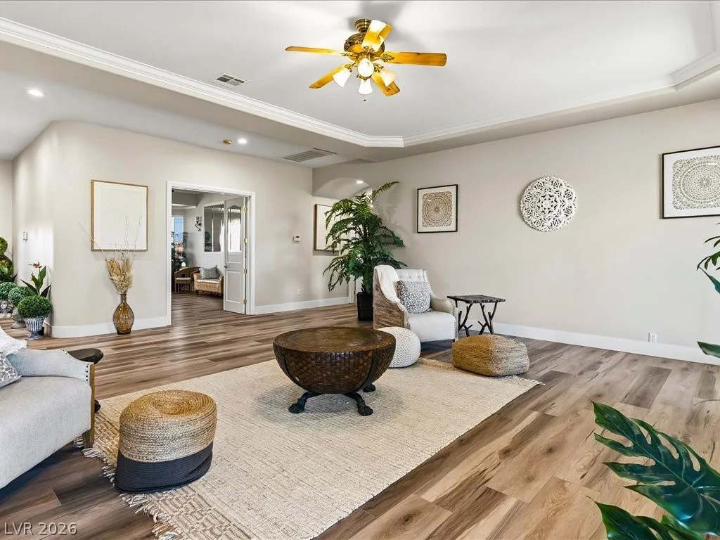 10251 Agate, Las Vegas, NV 89161