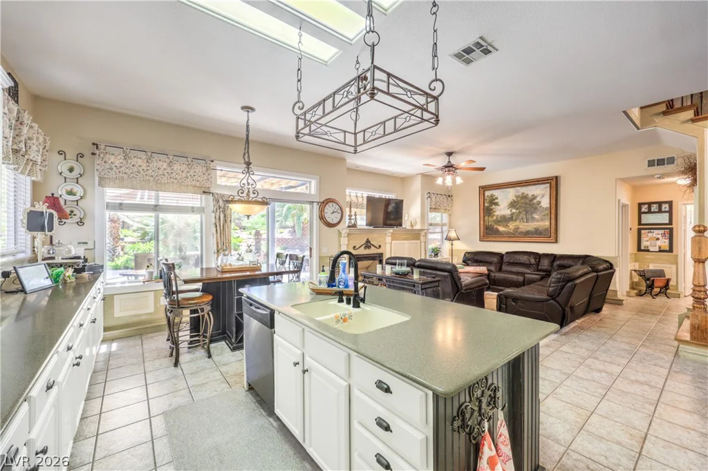 1771 Antelope Valley, Henderson, NV 89012