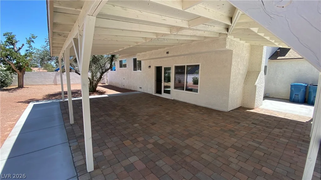 1974 Hacienda, Las Vegas, NV 89119