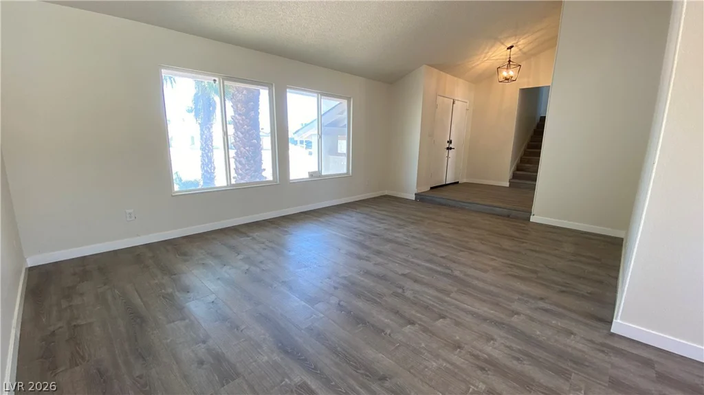 1974 Hacienda, Las Vegas, NV 89119