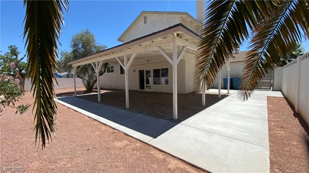 1974 Hacienda, Las Vegas, NV 89119