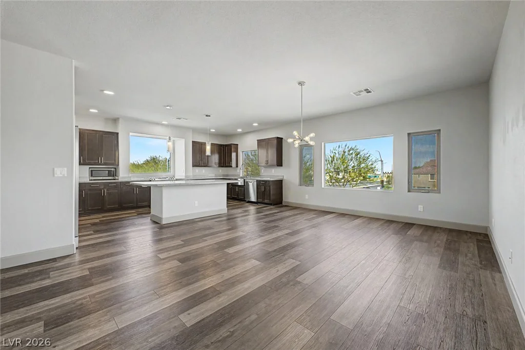 8106 Shale Canyon, Las Vegas, NV 89139