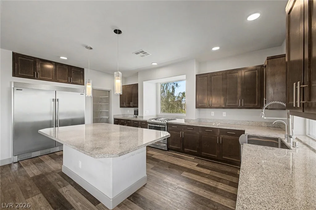 8106 Shale Canyon, Las Vegas, NV 89139