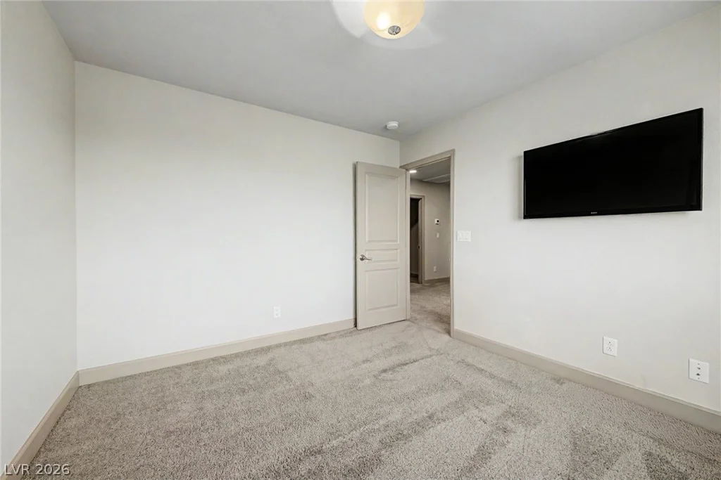 8106 Shale Canyon, Las Vegas, NV 89139