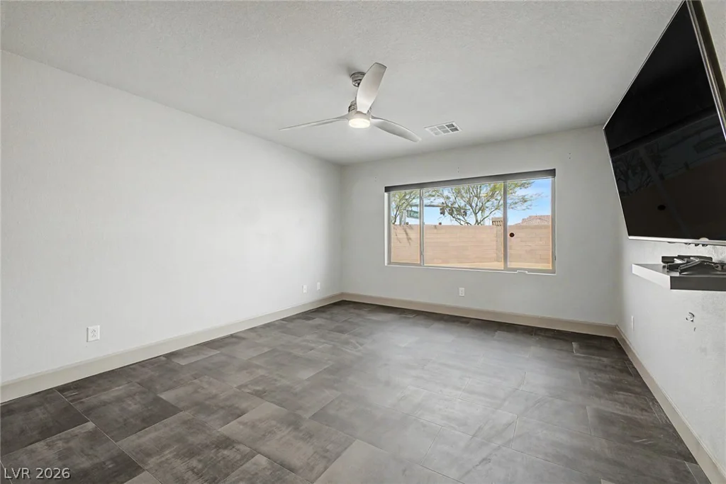 8106 Shale Canyon, Las Vegas, NV 89139