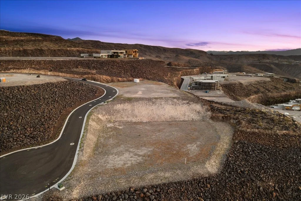 576 Magma Peak, Henderson, NV 89012