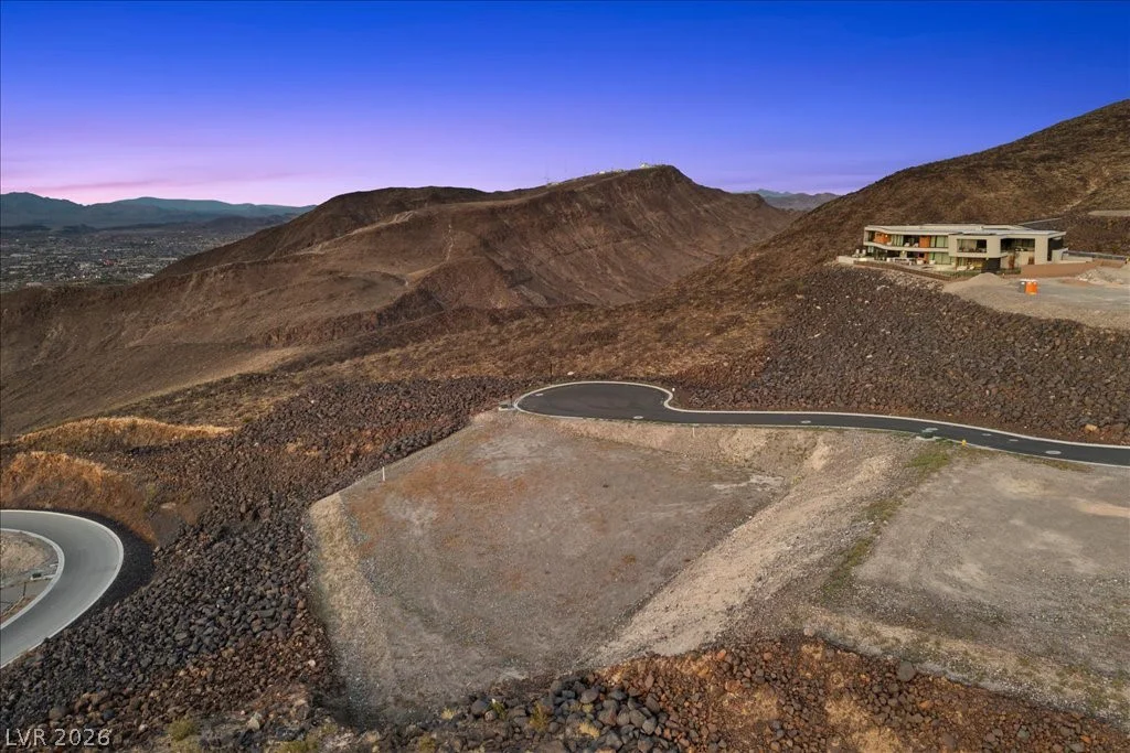 576 Magma Peak, Henderson, NV 89012