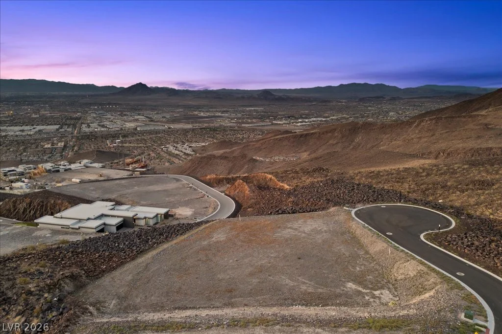 576 Magma Peak, Henderson, NV 89012