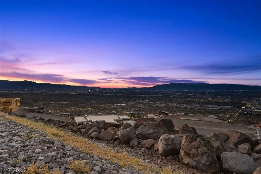 576 Magma Peak, Henderson, NV 89012