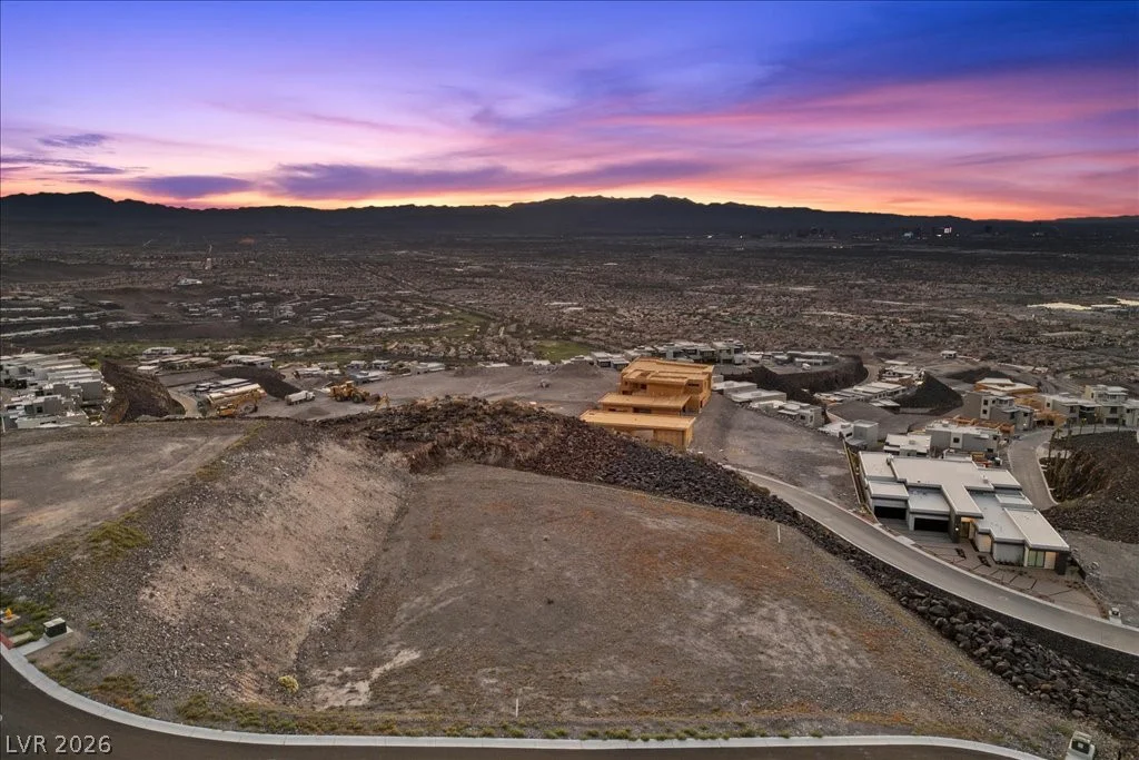 576 Magma Peak, Henderson, NV 89012