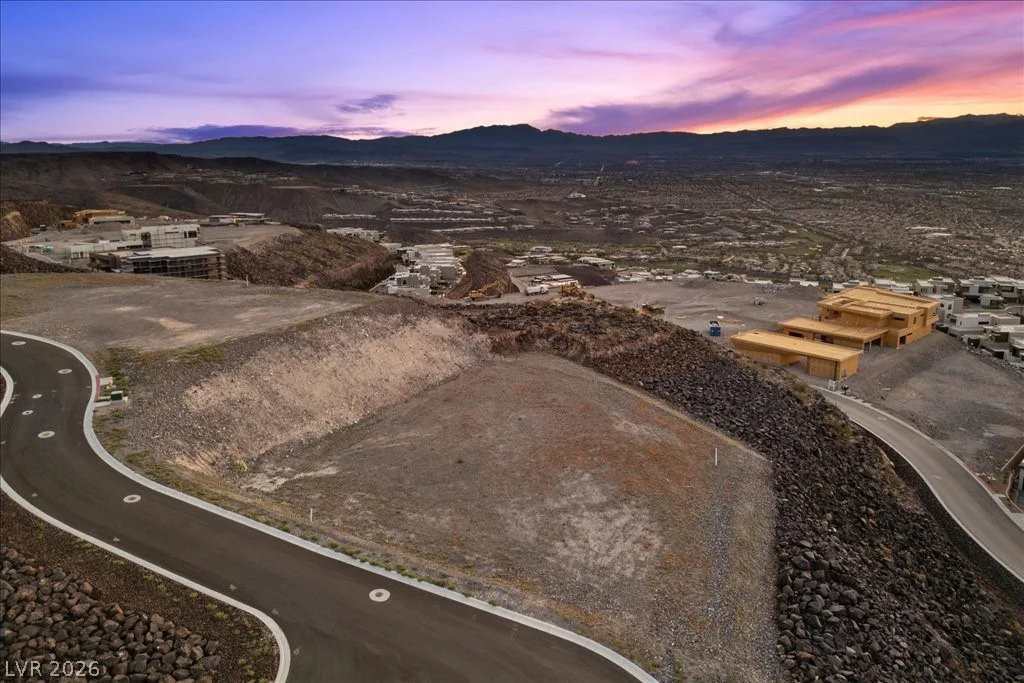 576 Magma Peak, Henderson, NV 89012
