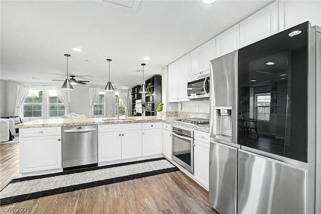 374 Gracious, Henderson, NV 89011