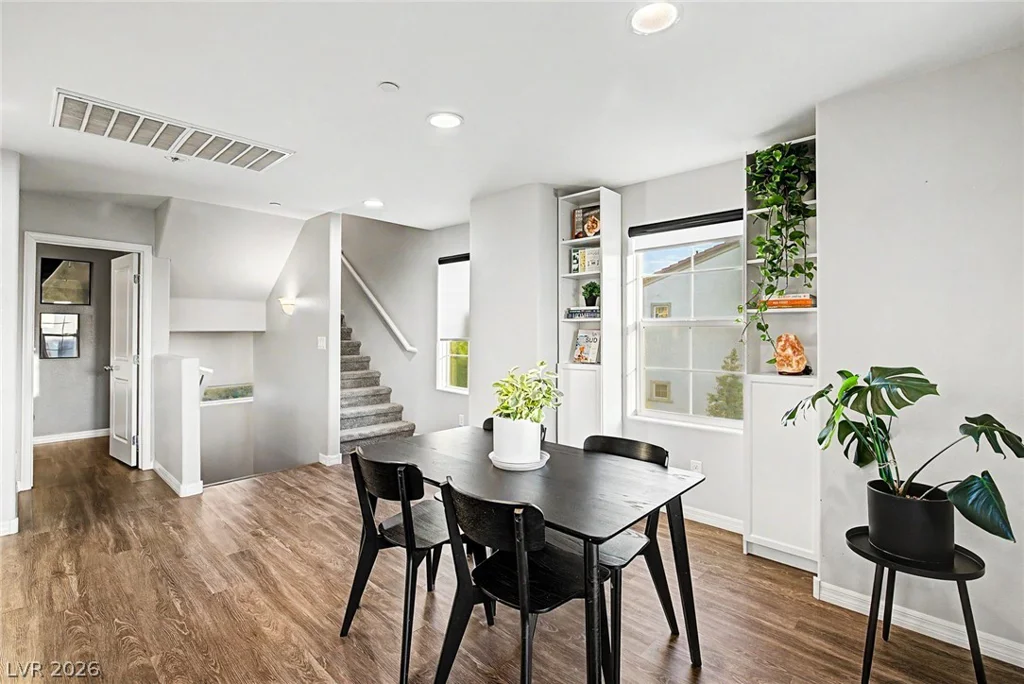 374 Gracious, Henderson, NV 89011
