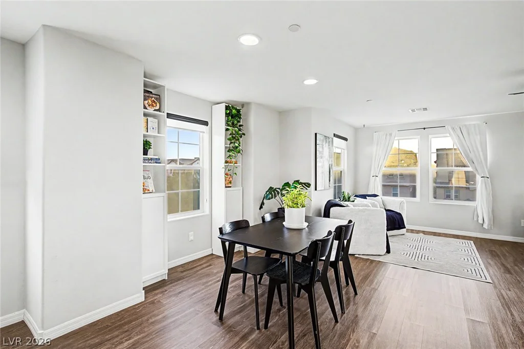 374 Gracious, Henderson, NV 89011
