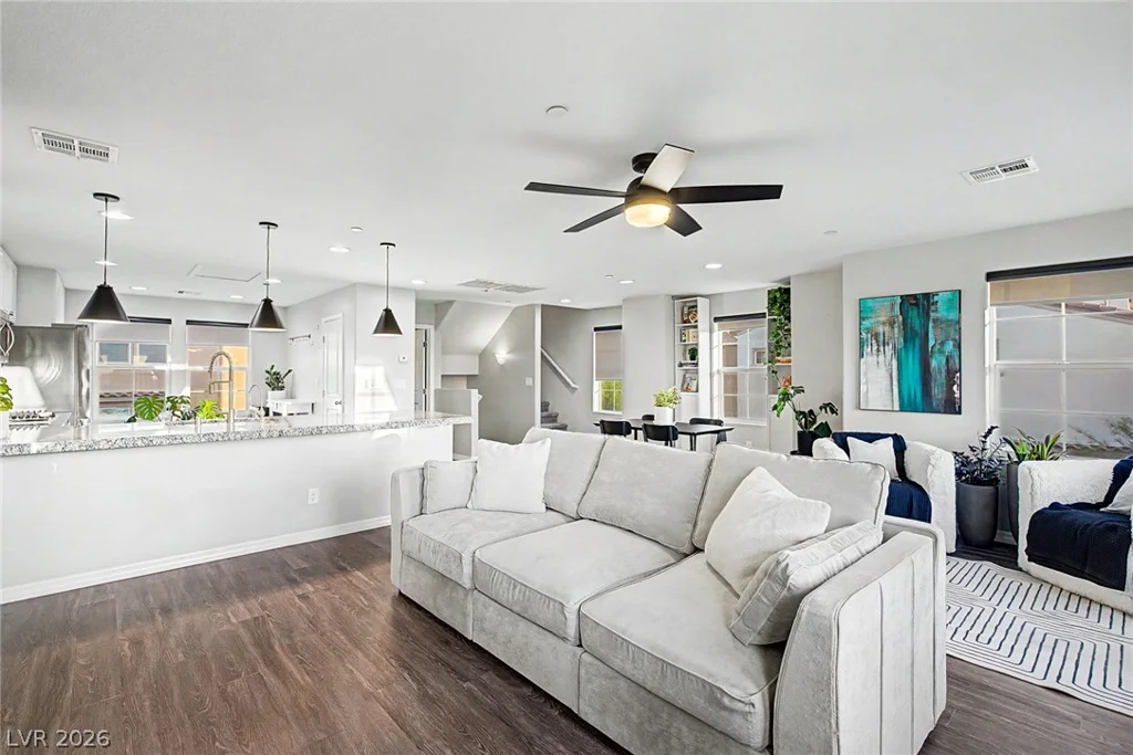 374 Gracious, Henderson, NV 89011