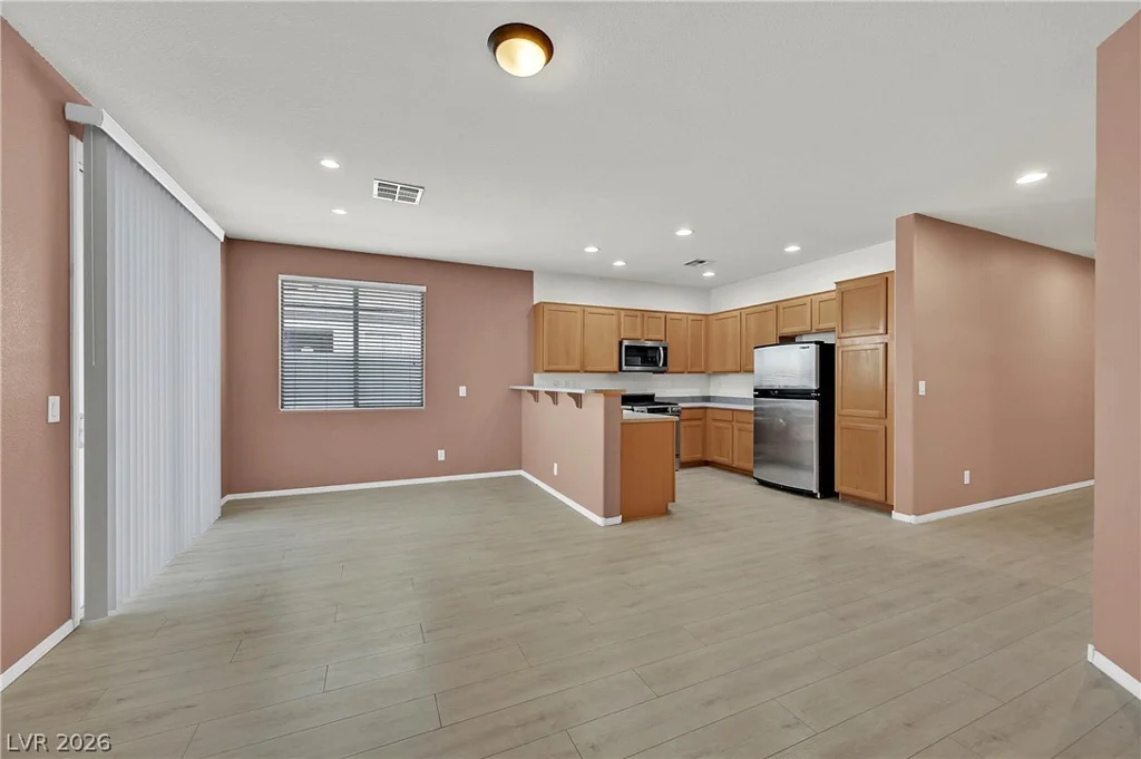 6288 Shamrock Lake, Las Vegas, NV 89141