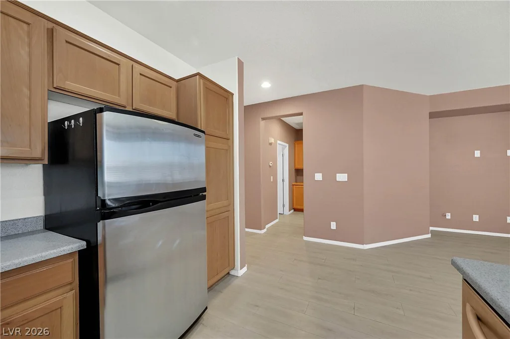 6288 Shamrock Lake, Las Vegas, NV 89141