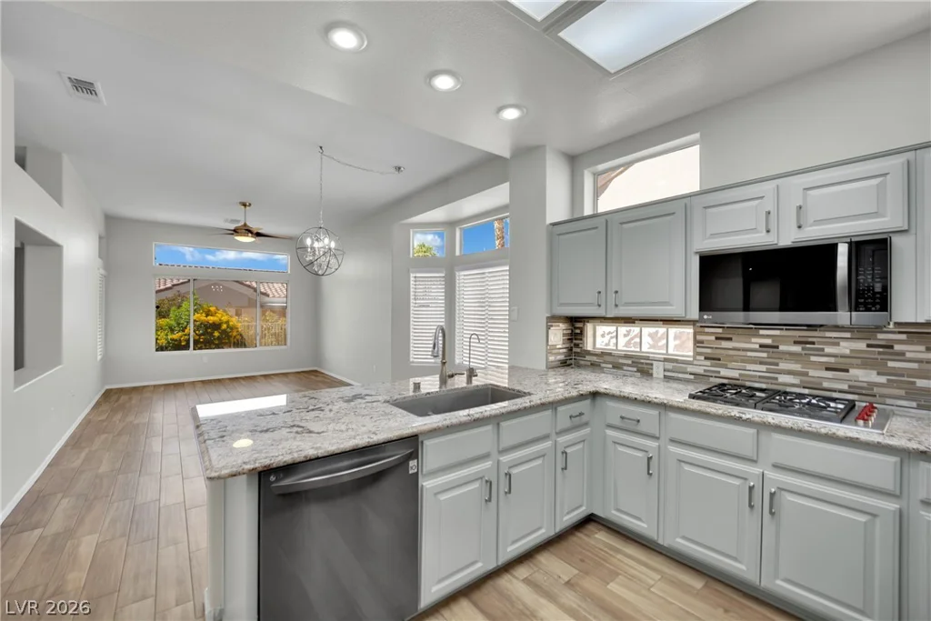10413 Willamette, Las Vegas, NV 89134