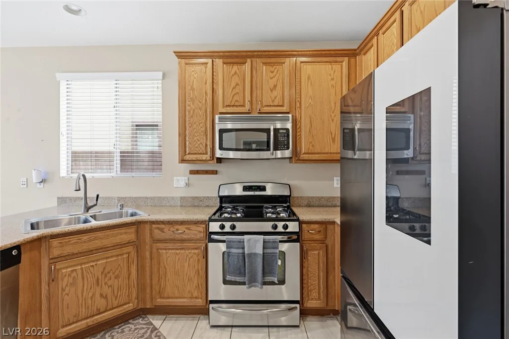 1053 Valley Light, Henderson, NV 89011