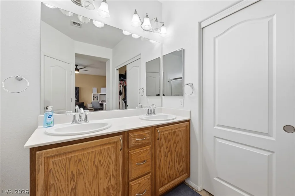 1053 Valley Light, Henderson, NV 89011