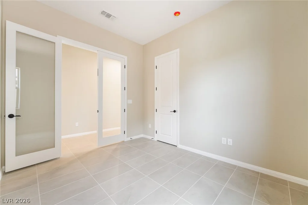 654 Ambridge, Henderson, NV 89011
