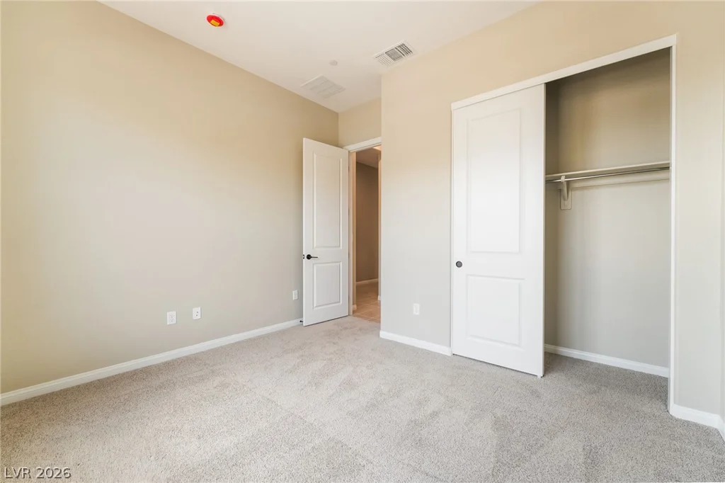654 Ambridge, Henderson, NV 89011