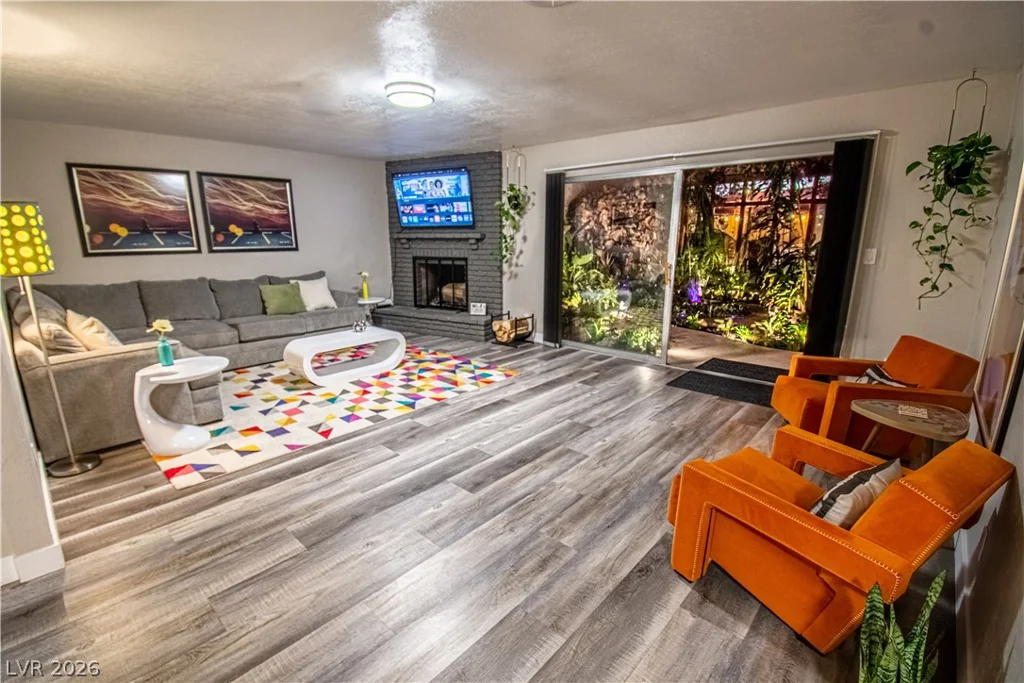4957 Wilbur, Las Vegas, NV 89119