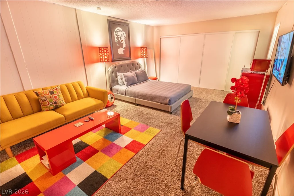 4957 Wilbur, Las Vegas, NV 89119