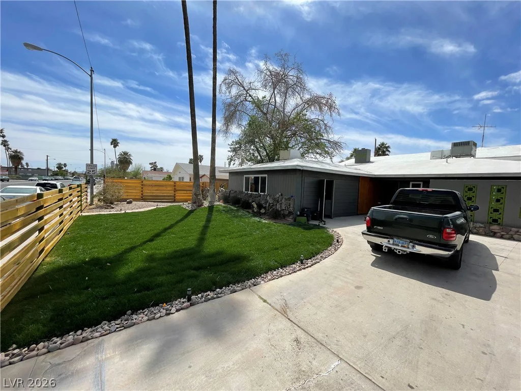 4957 Wilbur, Las Vegas, NV 89119