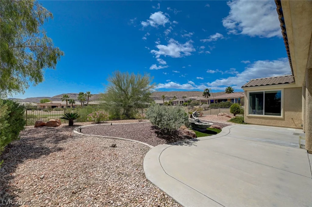 5222 Fiore Bella, Las Vegas, NV 89135