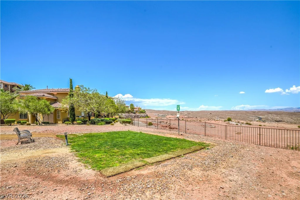 15 Via Mantova, Henderson, NV 89011