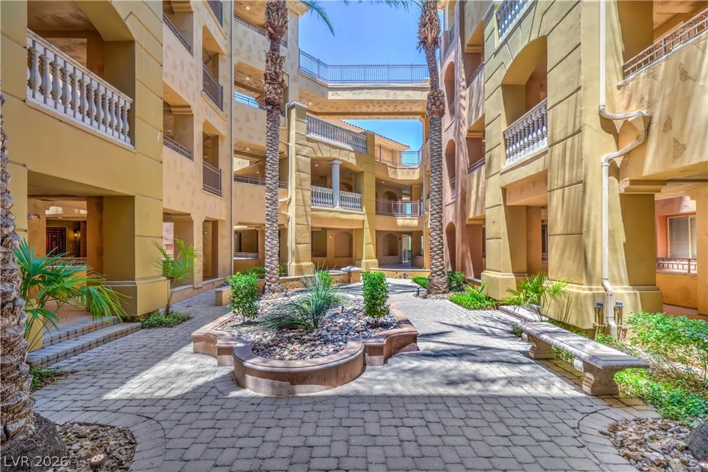 15 Via Mantova, Henderson, NV 89011