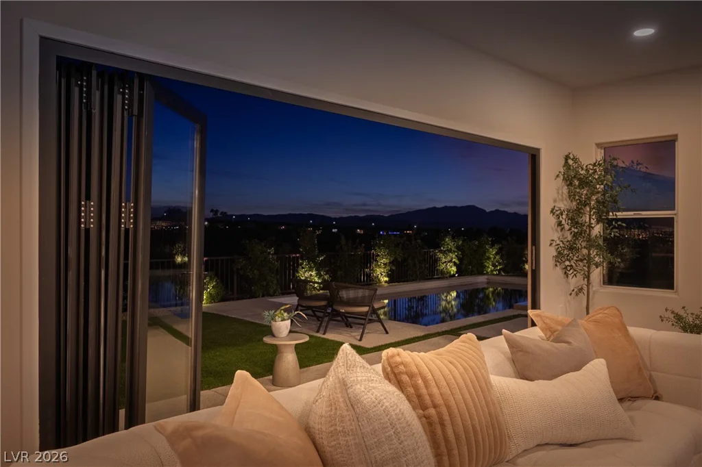 2567 Evening Sky, Henderson, NV 89052