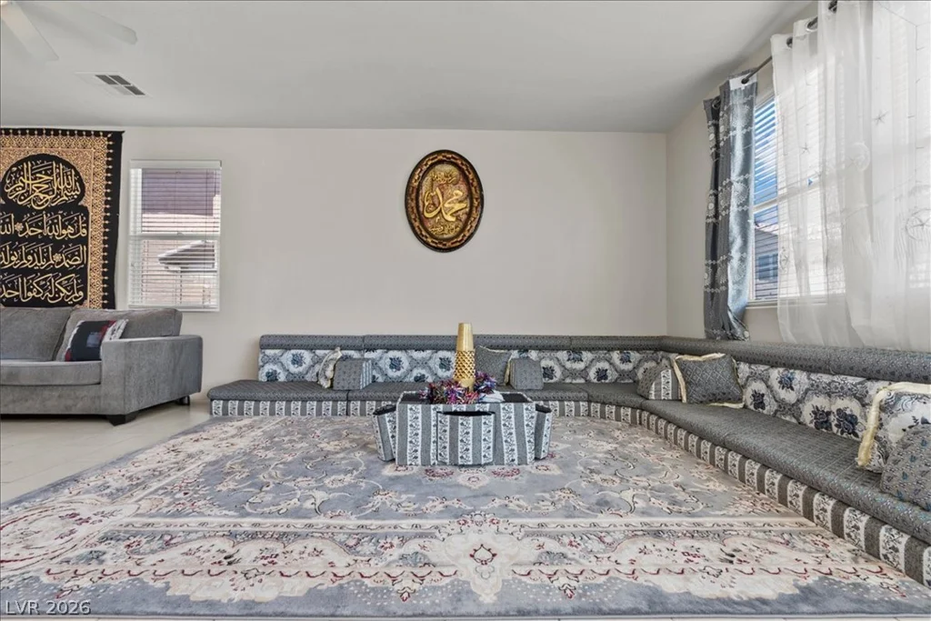 9548 Windsor Forest, Las Vegas, NV 89123
