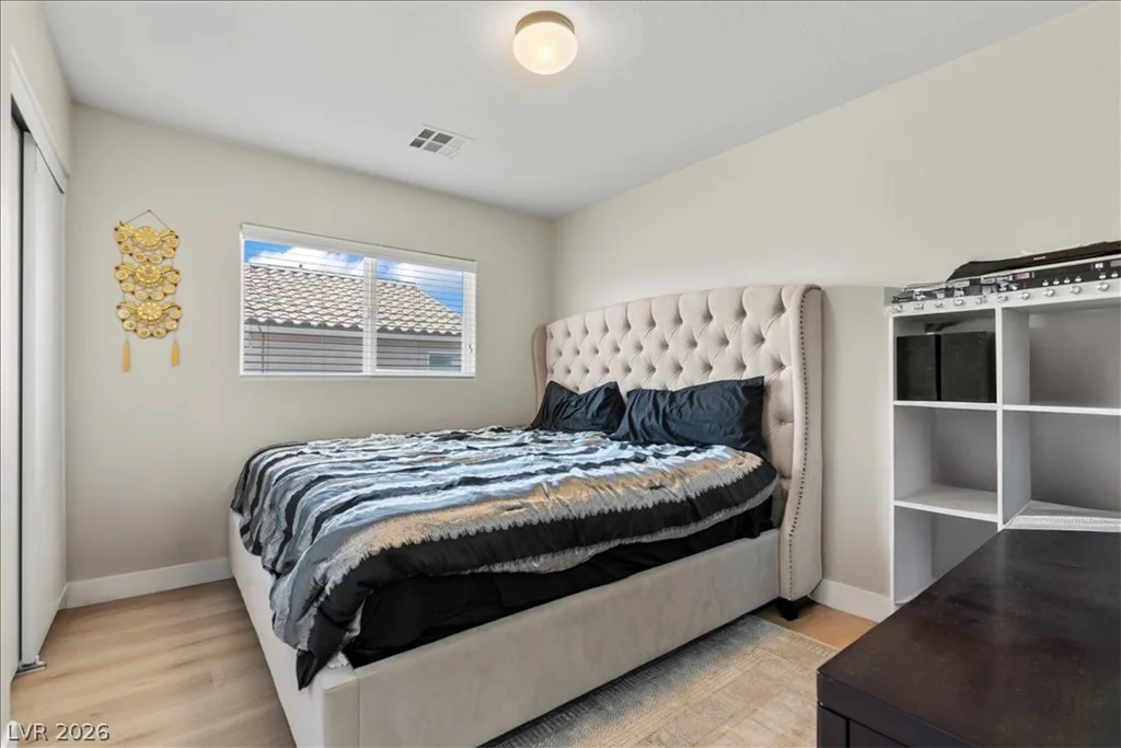 9548 Windsor Forest, Las Vegas, NV 89123