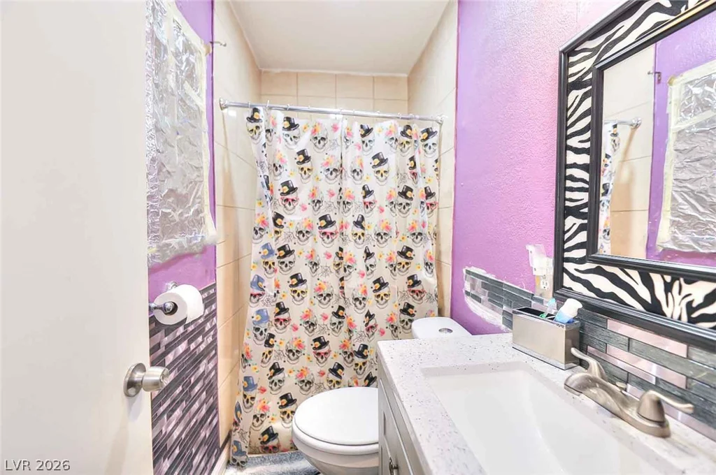 2537 Page, North Las Vegas, NV 89030