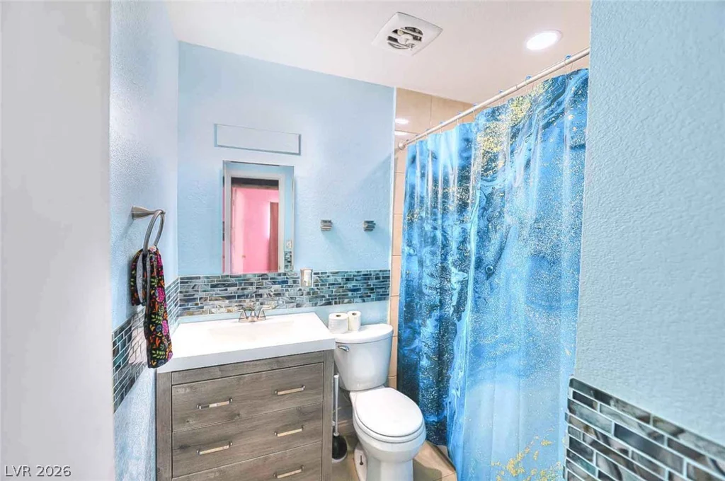 2537 Page, North Las Vegas, NV 89030