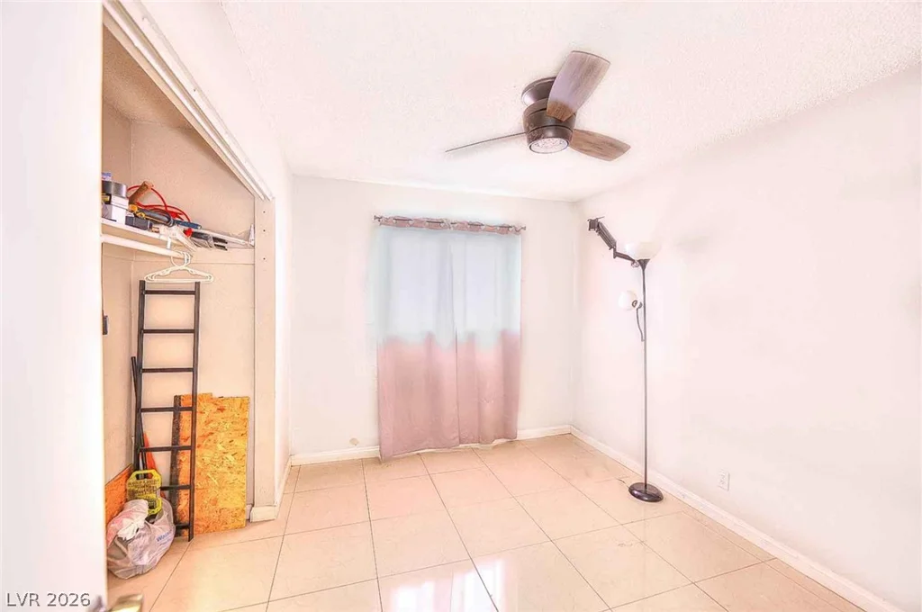 2537 Page, North Las Vegas, NV 89030
